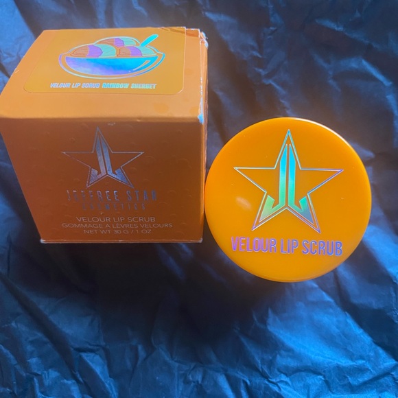🌈NWT HP RAINBOW SHERBET” VELOUR LIP SCRUB, FROM 2018 SUMMER COLLECTION . JS🌈 - Picture 2 of 16